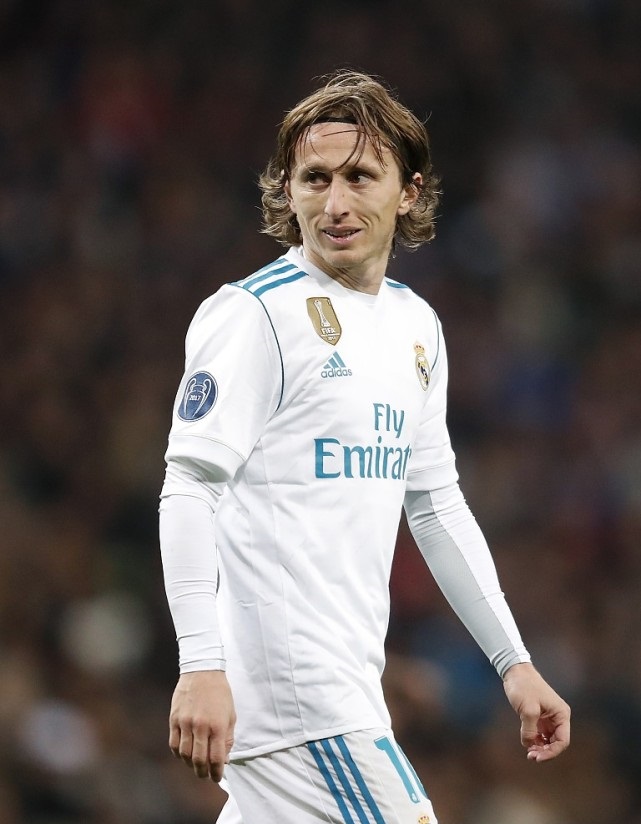 欧冠杯｜双双1比0击败对手 米兰双雄出线在望